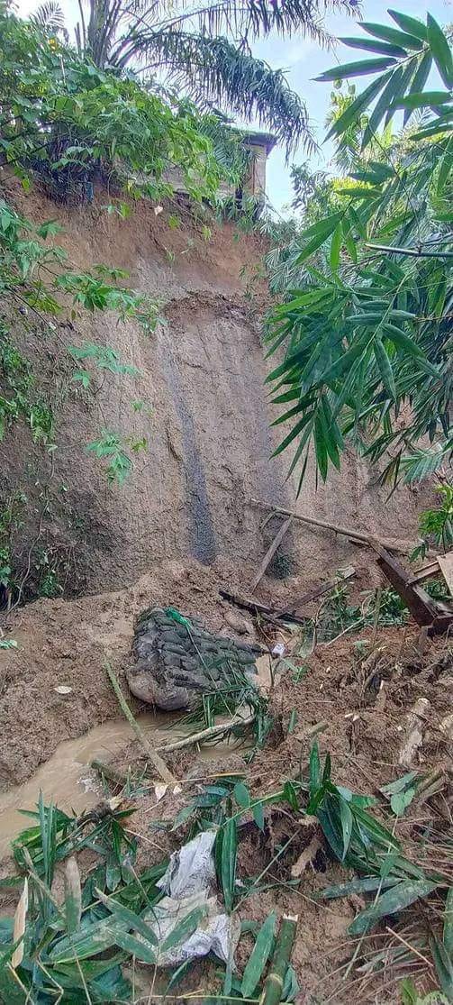 Setengah Rumah Di Desa Karang Pinang Habis Tergerus Bencana Longsor